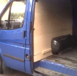 The tank from another angle. Load space is practically unaffected.